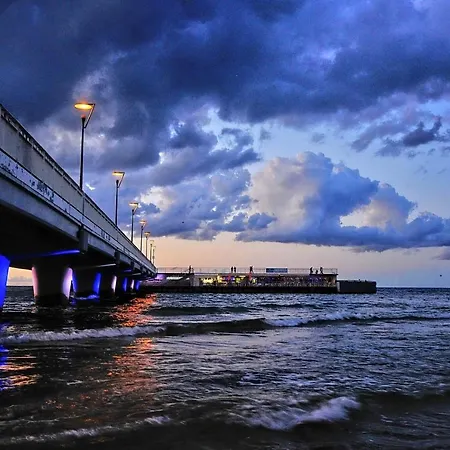 Andar Z Miejscem Parkingowym *